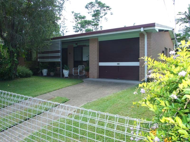 6 Pine Ave, Tewantin QLD 4565