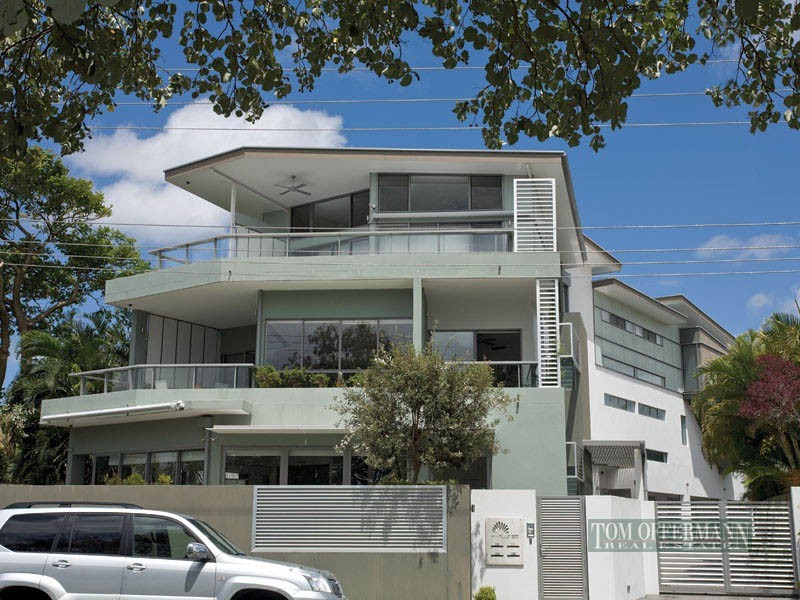 2/277 Gympie Terrace, Noosaville QLD 4566