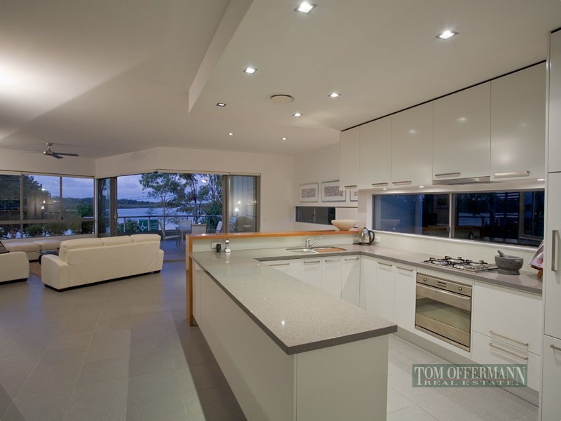 2/277 Gympie Terrace, Noosaville QLD 4566