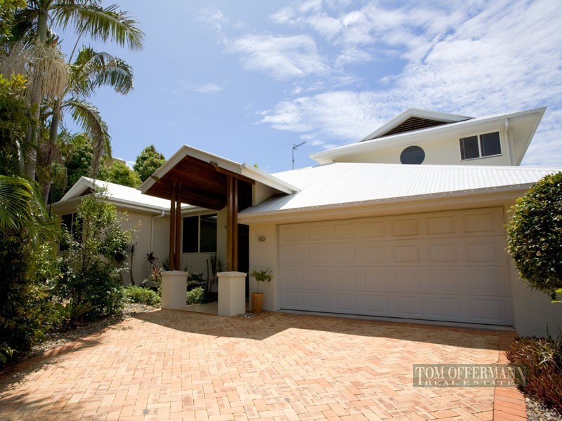12 Captains Court, Sunrise Beach QLD 4567