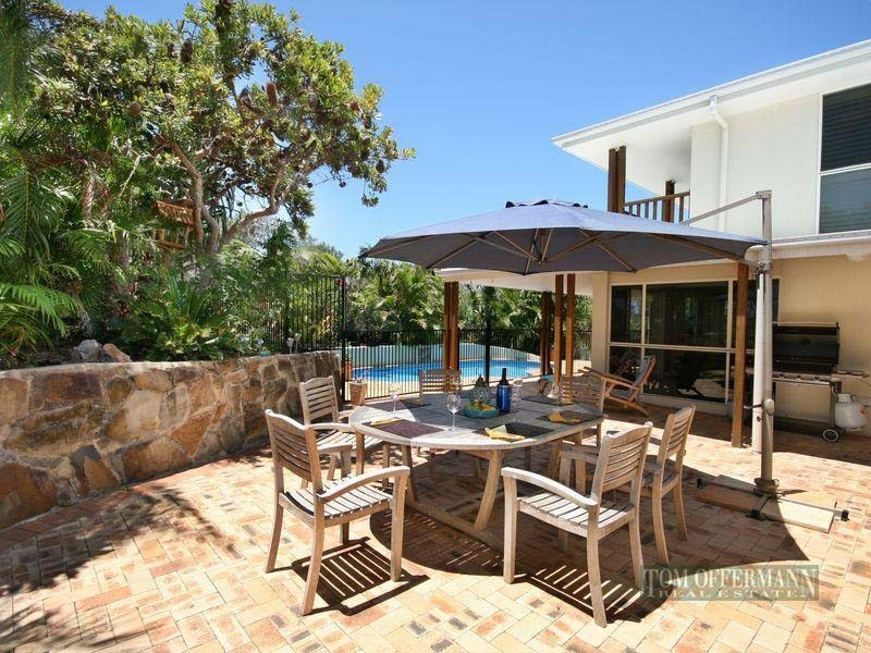 12 Captains Court, Sunrise Beach QLD 4567