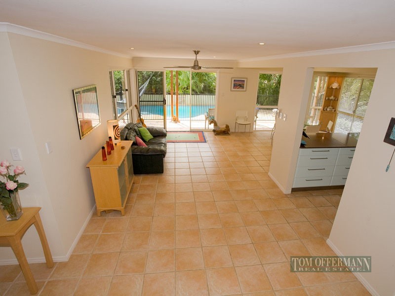 12 Captains Court, Sunrise Beach QLD 4567