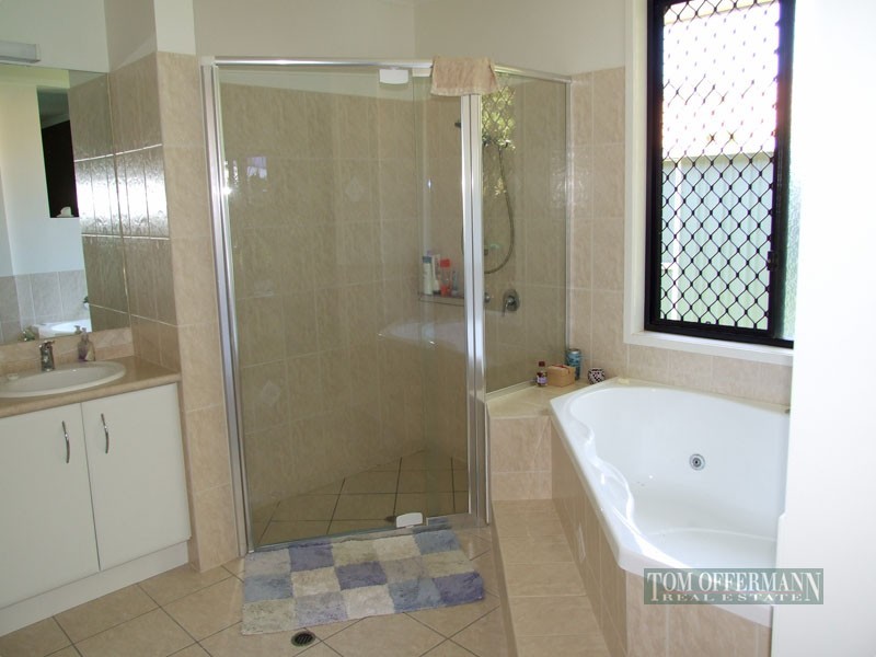 30 Regatta Circuit, Noosaville QLD 4566