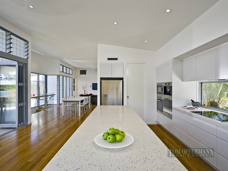 4 Edward St, Noosaville QLD 4566