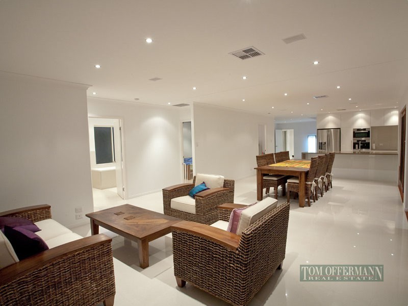 9 Spindrift Court, Noosa Waters QLD 4566