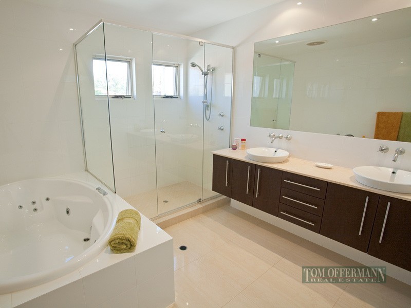 557/61 Noosa Springs Drive, Noosa Springs QLD 4567