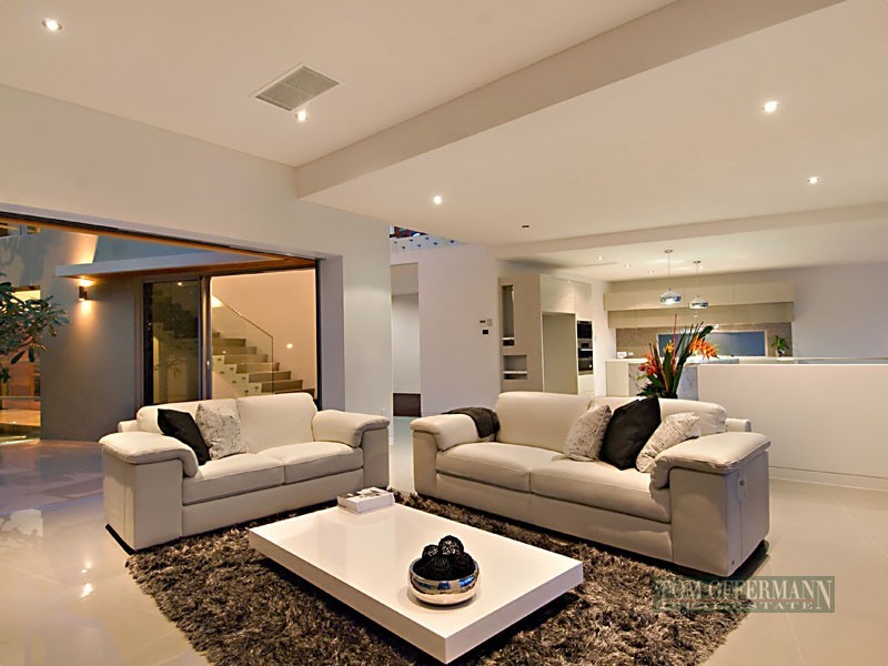 16 Seahorse Place, Noosa Waters QLD 4566