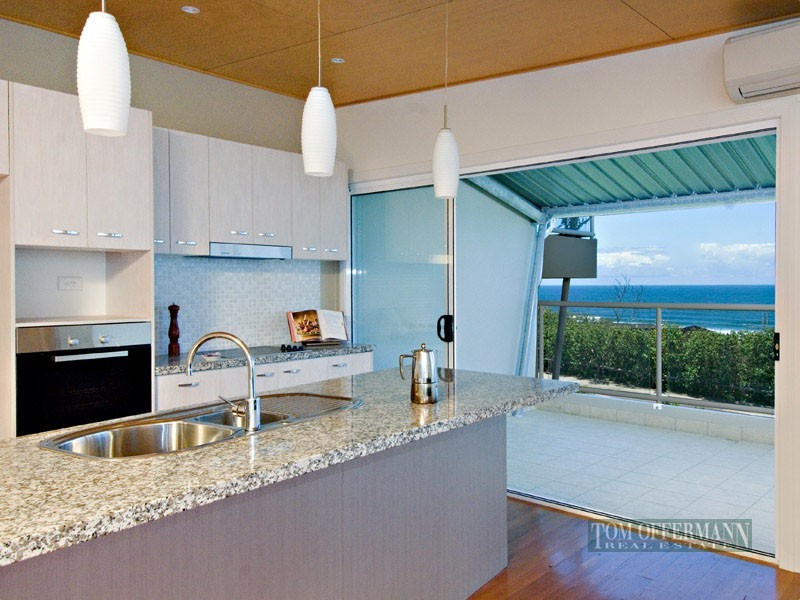 1/12 Corsair Crescent, Sunrise Beach QLD 4567