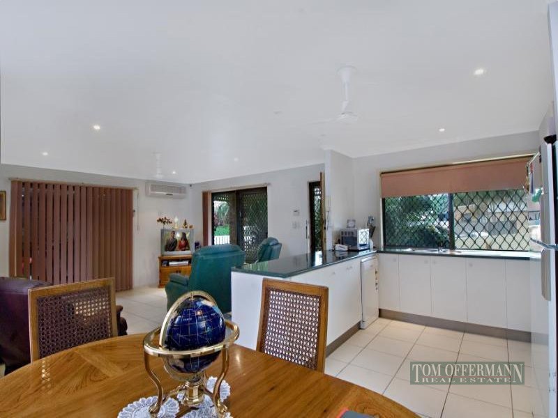 16 Dame Patti Drive, Sunrise Beach QLD 4567