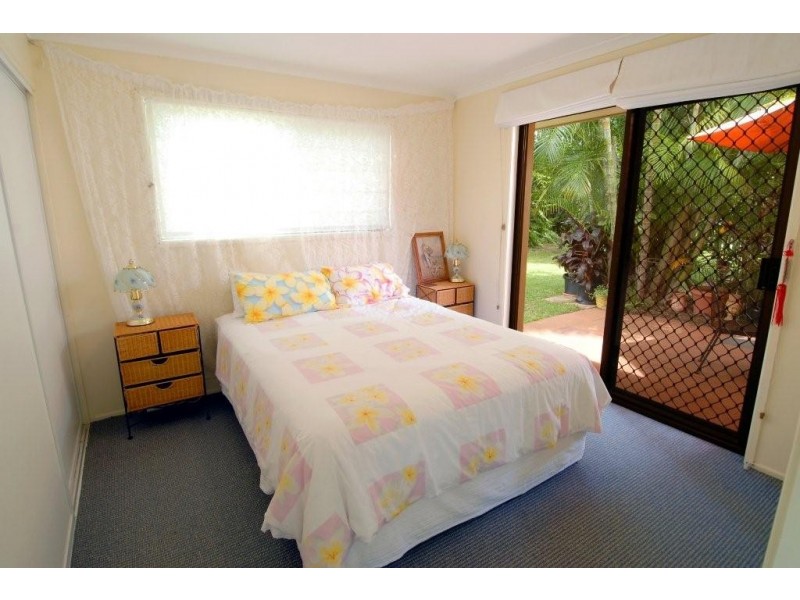 15 Commodore Court, Sunrise Beach QLD 4567