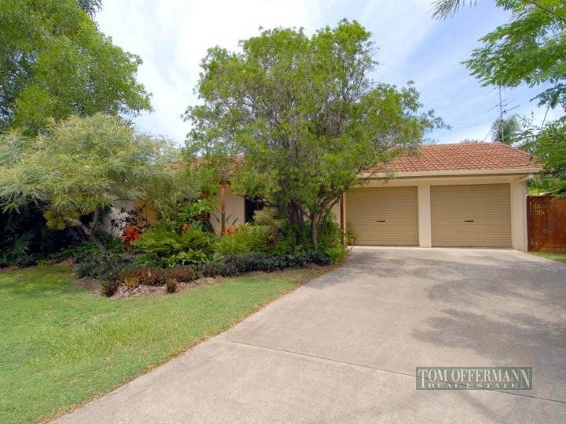 15 Commodore Court, Sunrise Beach QLD 4567