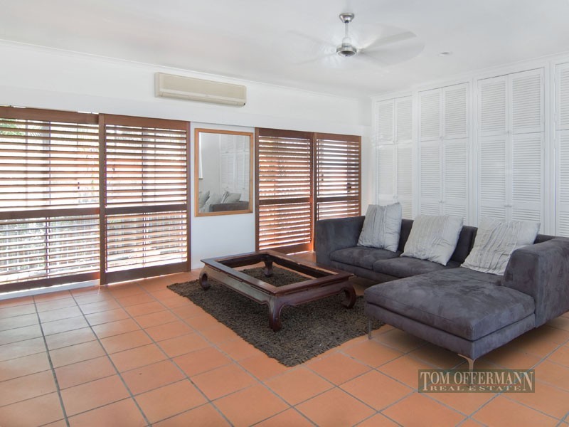 2/6 Sobraon St, Sunrise Beach QLD 4567