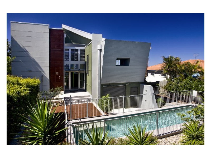 2/512 David Low Way, Castaways Beach QLD 4567