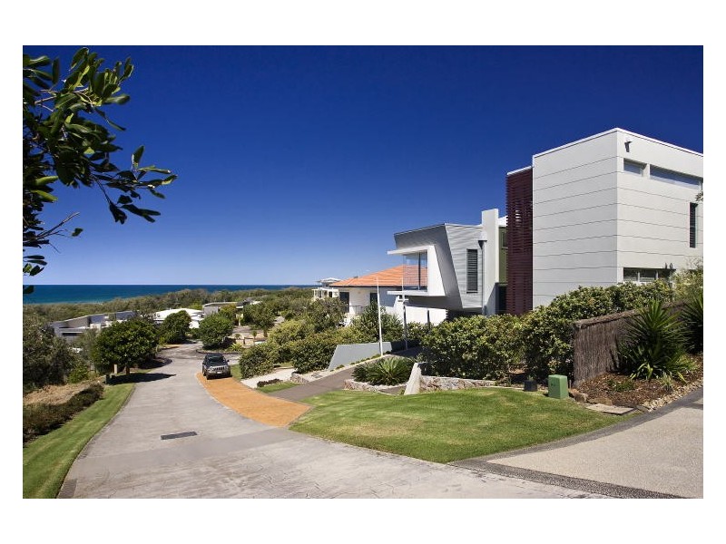 2/512 David Low Way, Castaways Beach QLD 4567