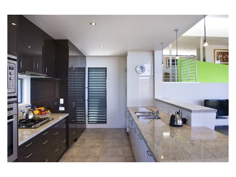 2/512 David Low Way, Castaways Beach QLD 4567