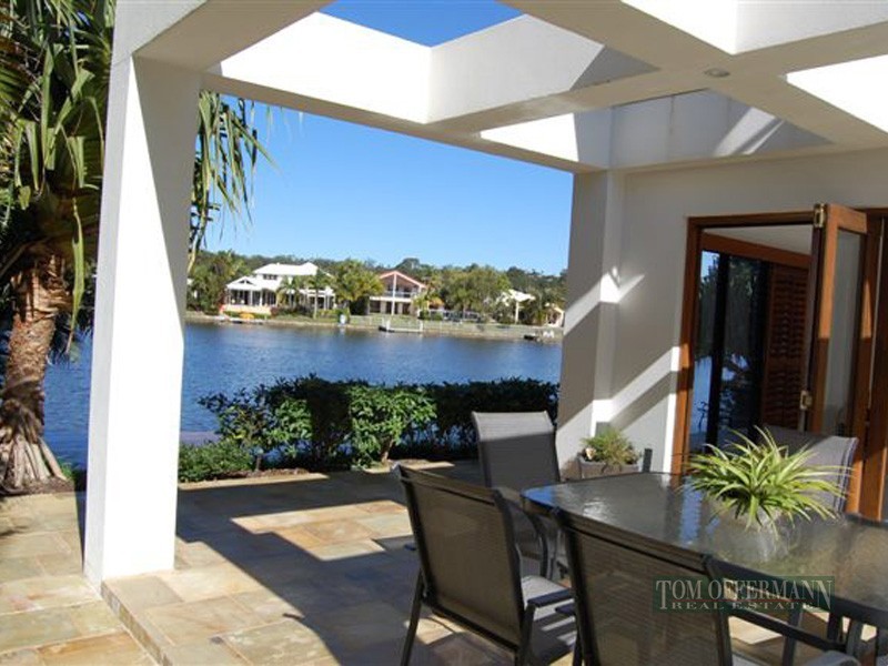 3 Topsails Place, Noosa Waters QLD 4566