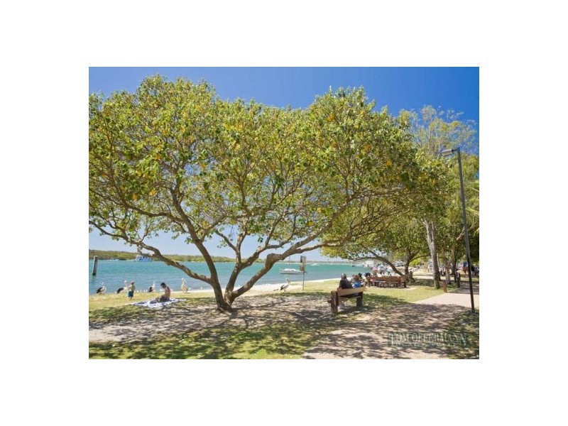 4/9 The Cockleshell, Noosaville QLD 4566