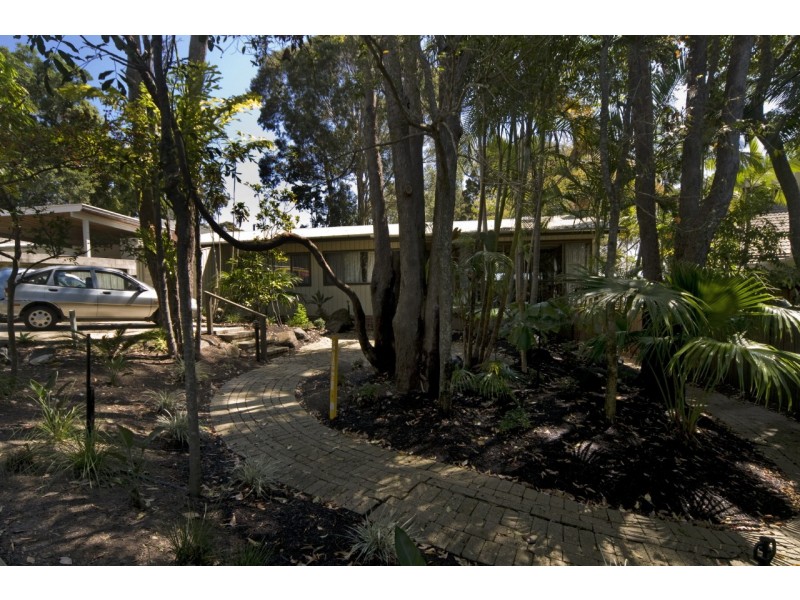 7 Allambi Rise, Little Cove QLD 4567