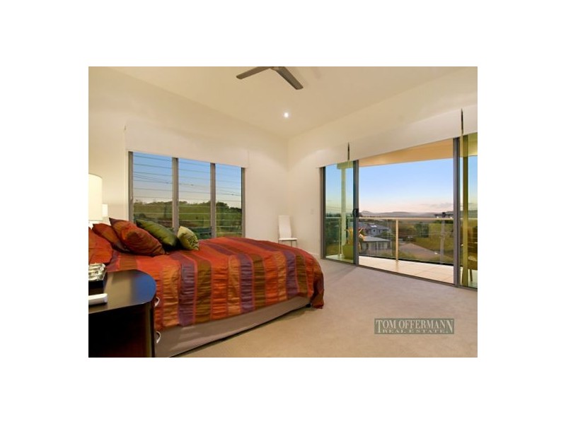 327 David Low Way, Peregian Beach QLD 4573