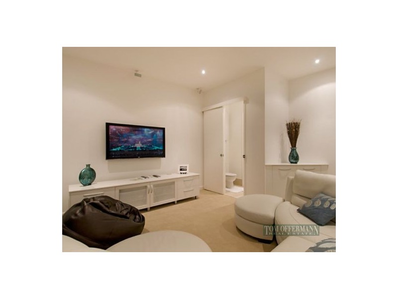 327 David Low Way, Peregian Beach QLD 4573