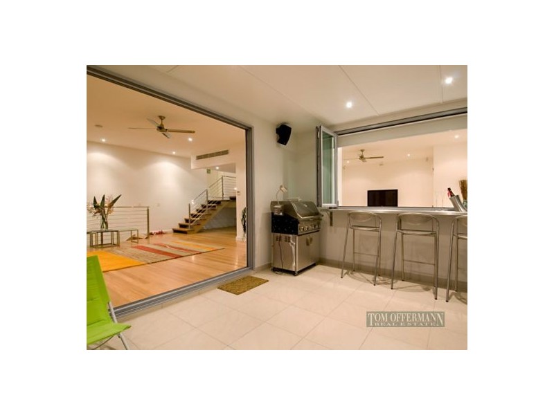 327 David Low Way, Peregian Beach QLD 4573