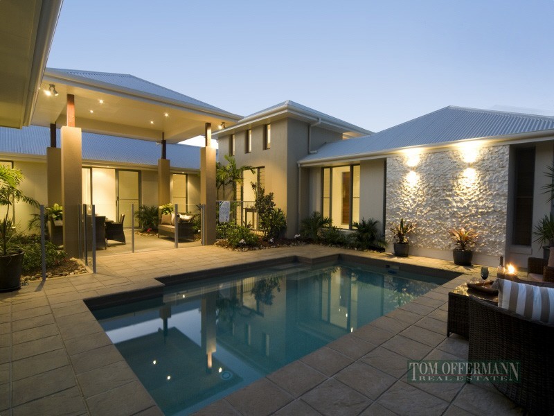 6 Aspera Place, Noosaville QLD 4566