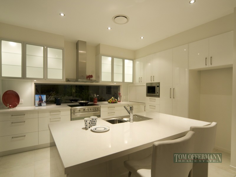 6 Aspera Place, Noosaville QLD 4566