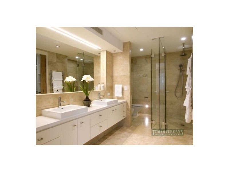 5/8 Serenity Close, Noosa Heads QLD 4567