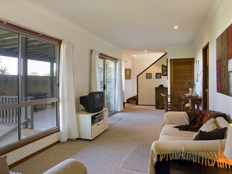36 Orient Drive, Sunrise Beach QLD 4567