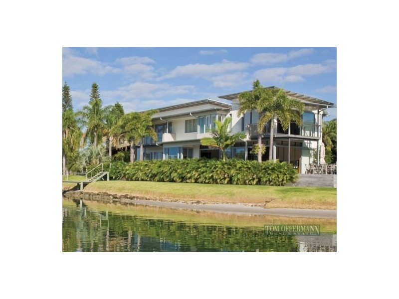 27 Cooran Ct, Noosa Heads QLD 4567