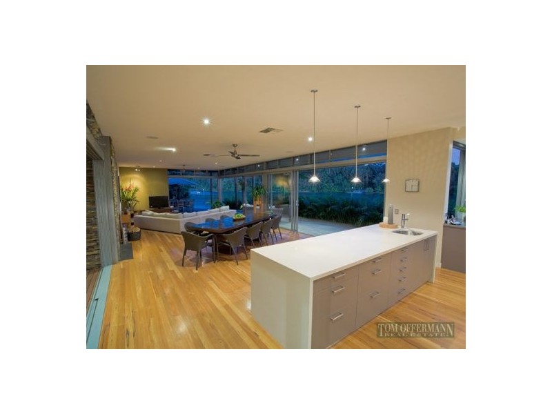 27 Cooran Ct, Noosa Heads QLD 4567