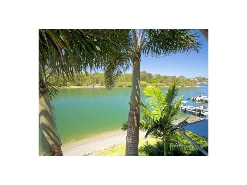 27 Cooran Ct, Noosa Heads QLD 4567