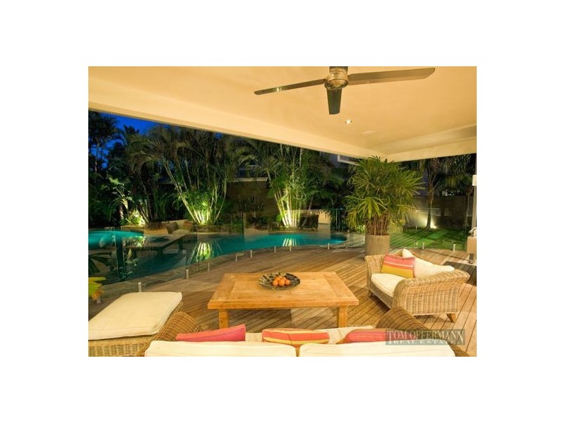 27 Cooran Ct, Noosa Heads QLD 4567