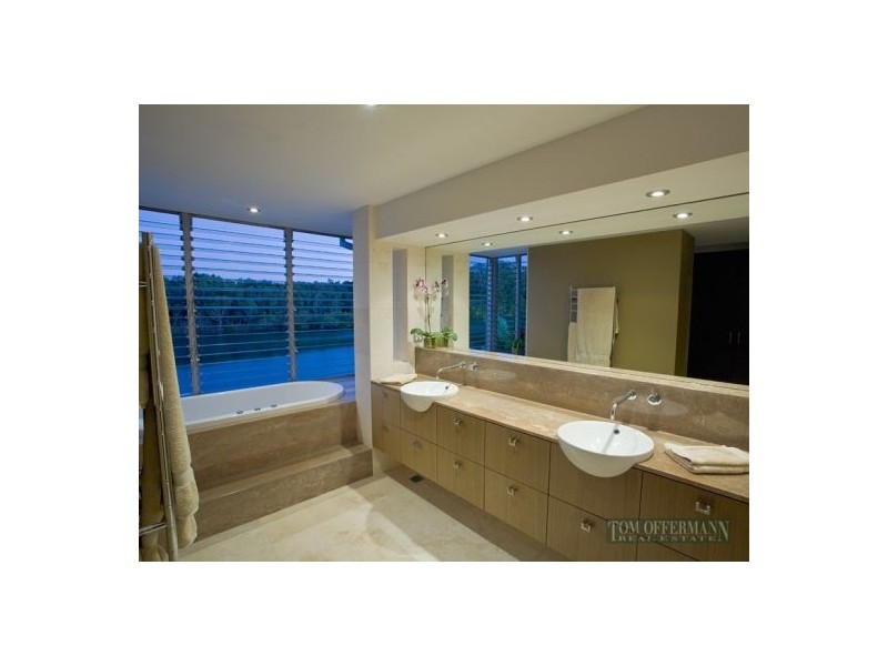 27 Cooran Ct, Noosa Heads QLD 4567