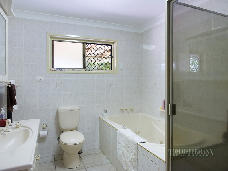 11 Taine St, Noosaville QLD 4566