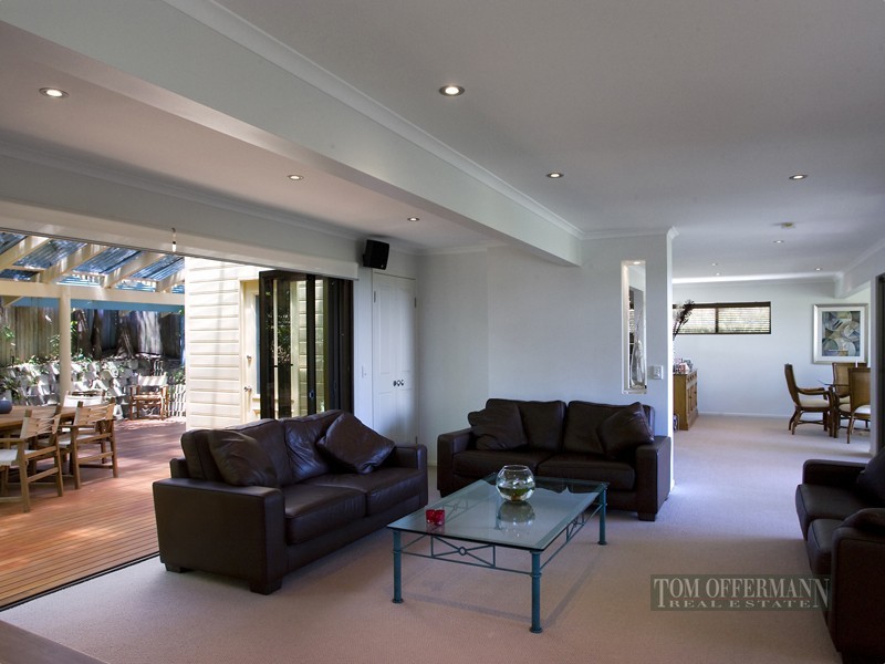 7 Honeysuckle Lane, Noosa Heads QLD 4567
