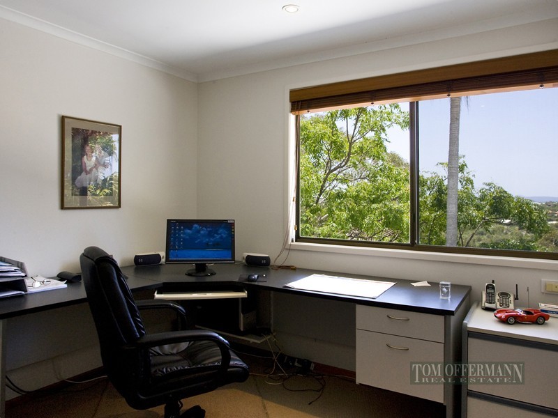 7 Honeysuckle Lane, Noosa Heads QLD 4567