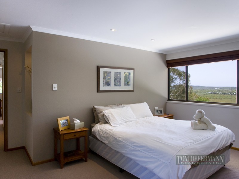 7 Honeysuckle Lane, Noosa Heads QLD 4567