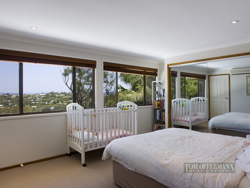7 Honeysuckle Lane, Noosa Heads QLD 4567
