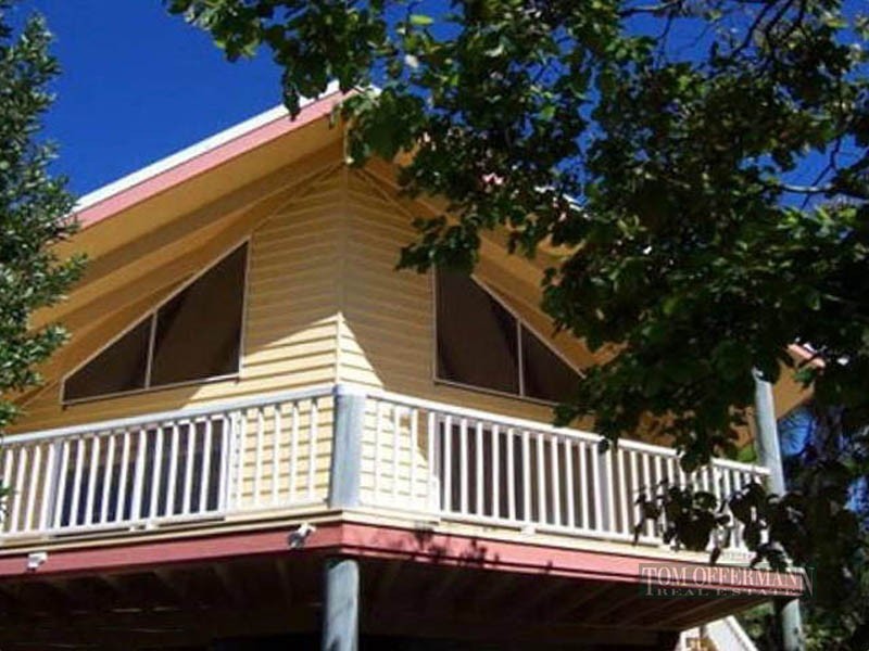 9 Newfield St, Sunrise Beach QLD 4567