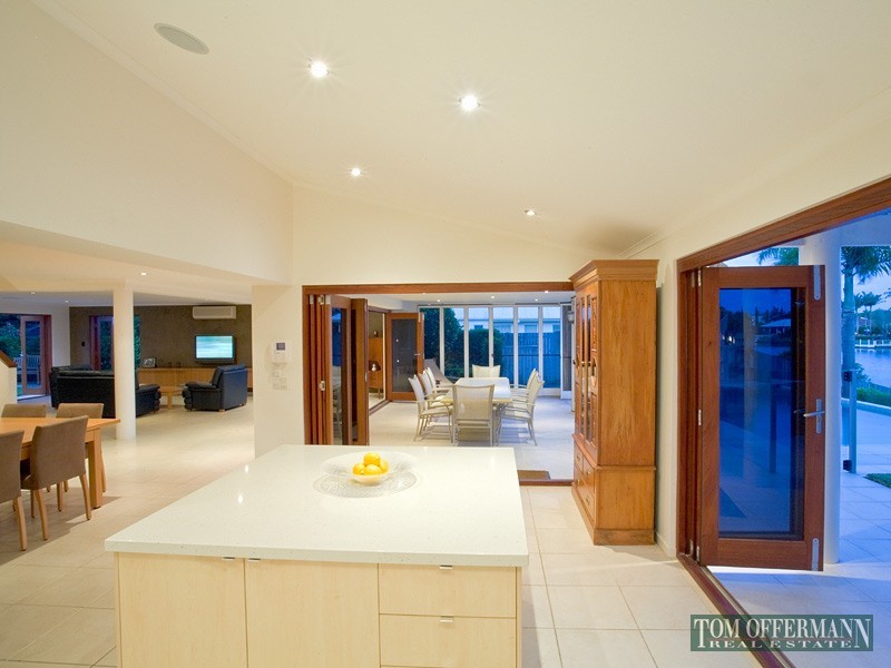 7 Shorehaven Drive, Noosa Waters QLD 4566