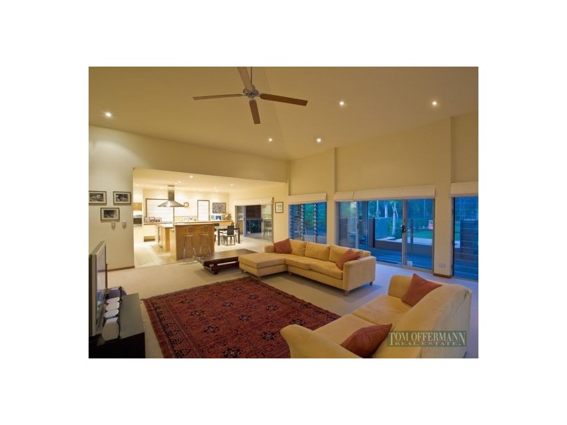 6 Tingara Court, Tewantin QLD 4565