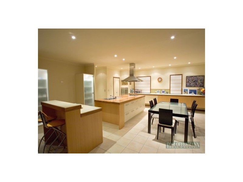 6 Tingara Court, Tewantin QLD 4565