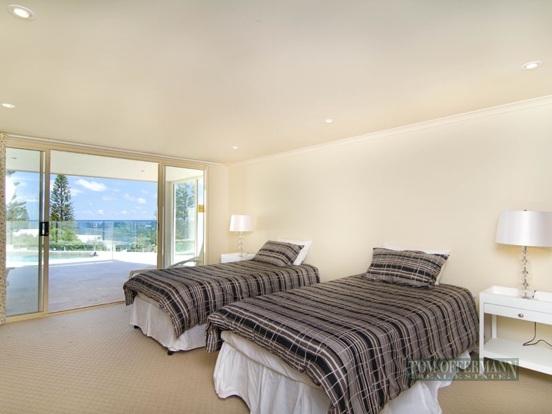 1 Whale Drive, Sunshine Beach QLD 4567