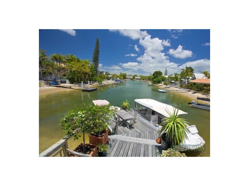 12 Ravenwood Drive, Noosa Heads QLD 4567