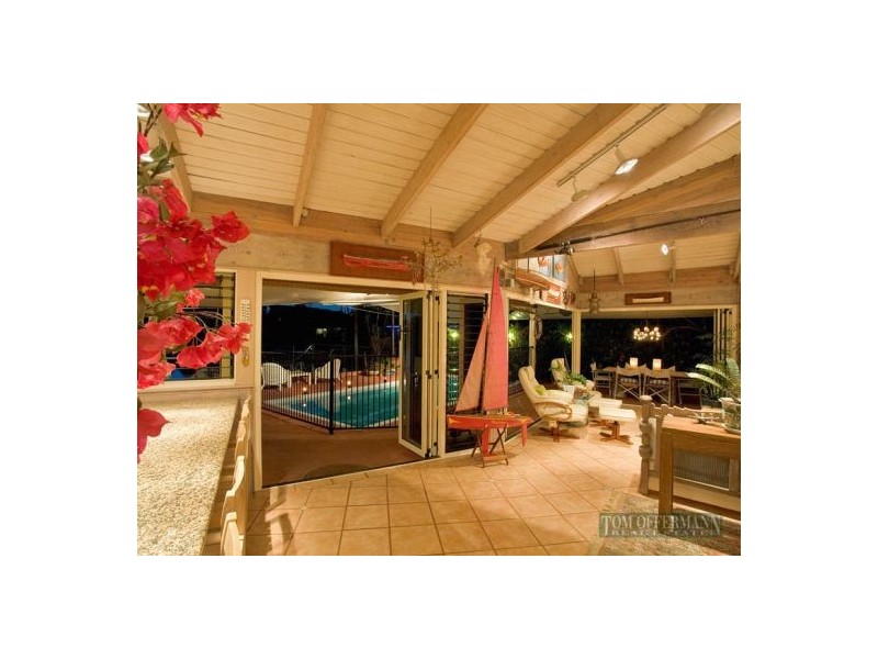 12 Ravenwood Drive, Noosa Heads QLD 4567