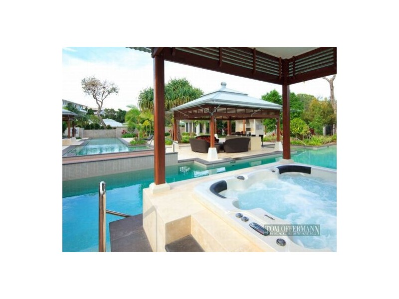1/8 Serenity Close, Noosa Heads QLD 4567