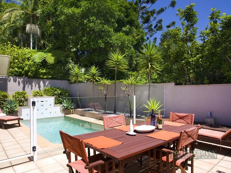 27 Wyona Drive, Noosa Heads QLD 4567