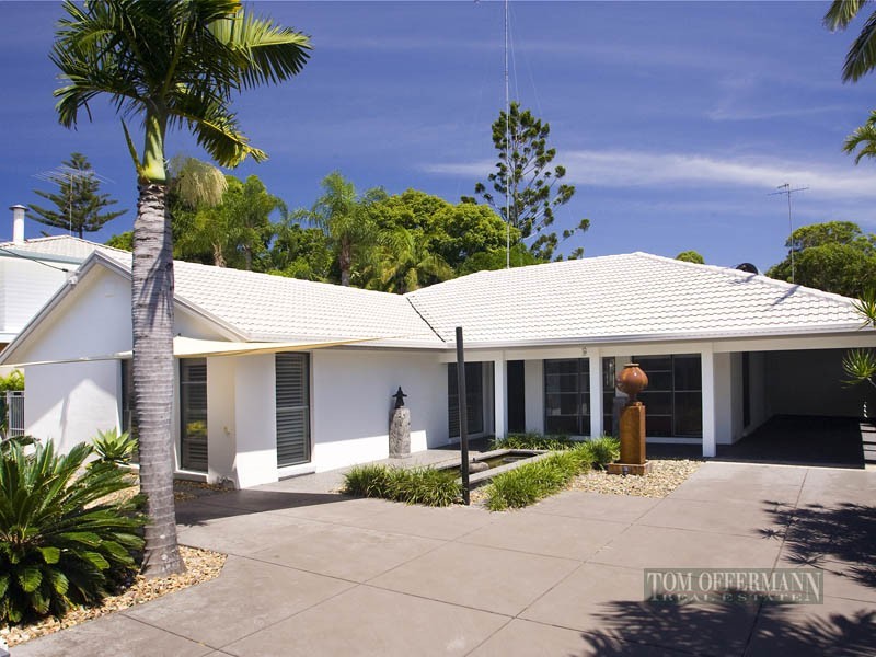 27 Wyona Drive, Noosa Heads QLD 4567