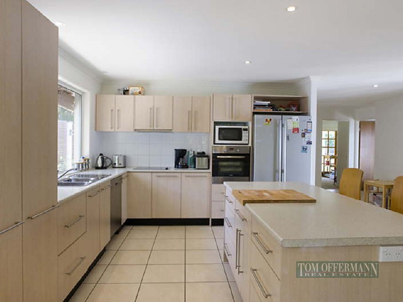 10 Tarina Street, Noosa Heads QLD 4567